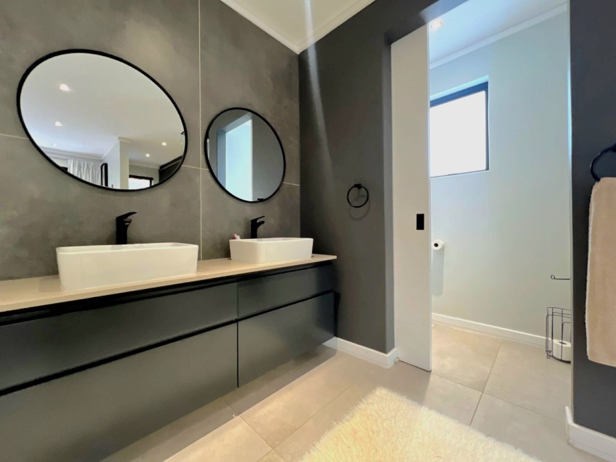 3 Bedroom Property for Sale in Waterkloof Heights Gauteng