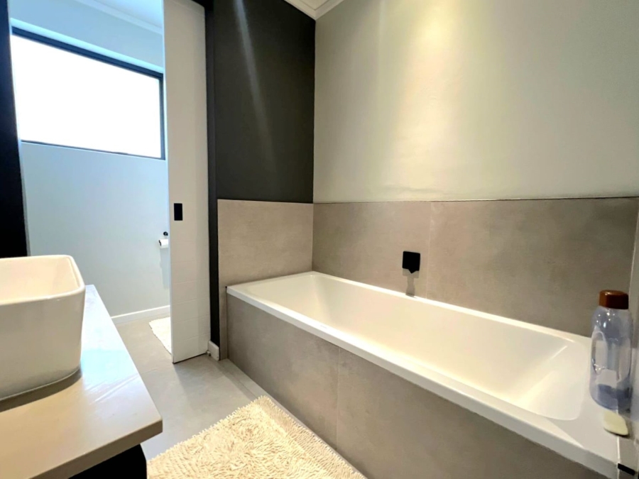 3 Bedroom Property for Sale in Waterkloof Heights Gauteng