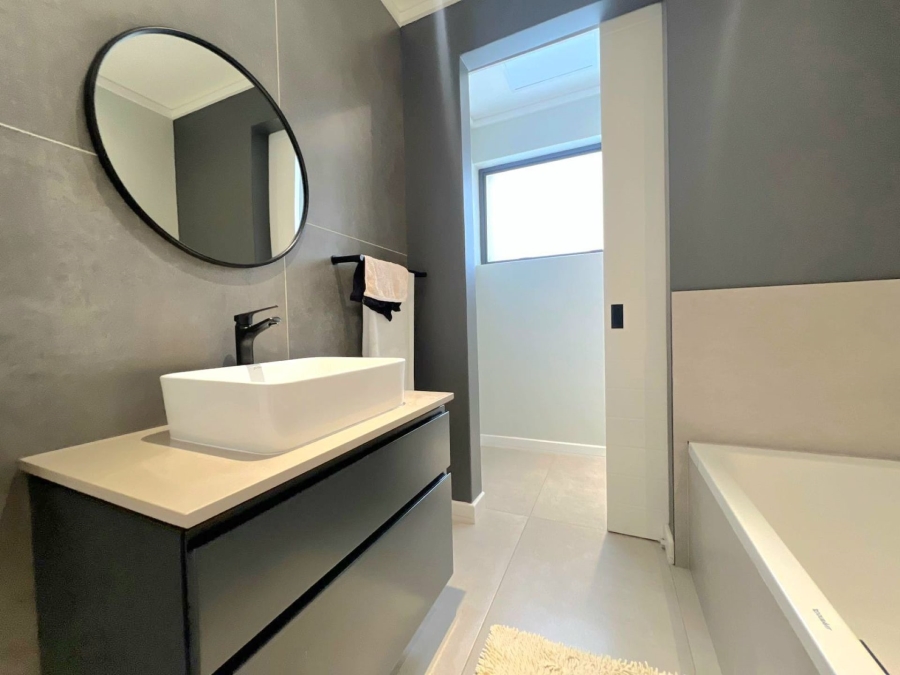 3 Bedroom Property for Sale in Waterkloof Heights Gauteng