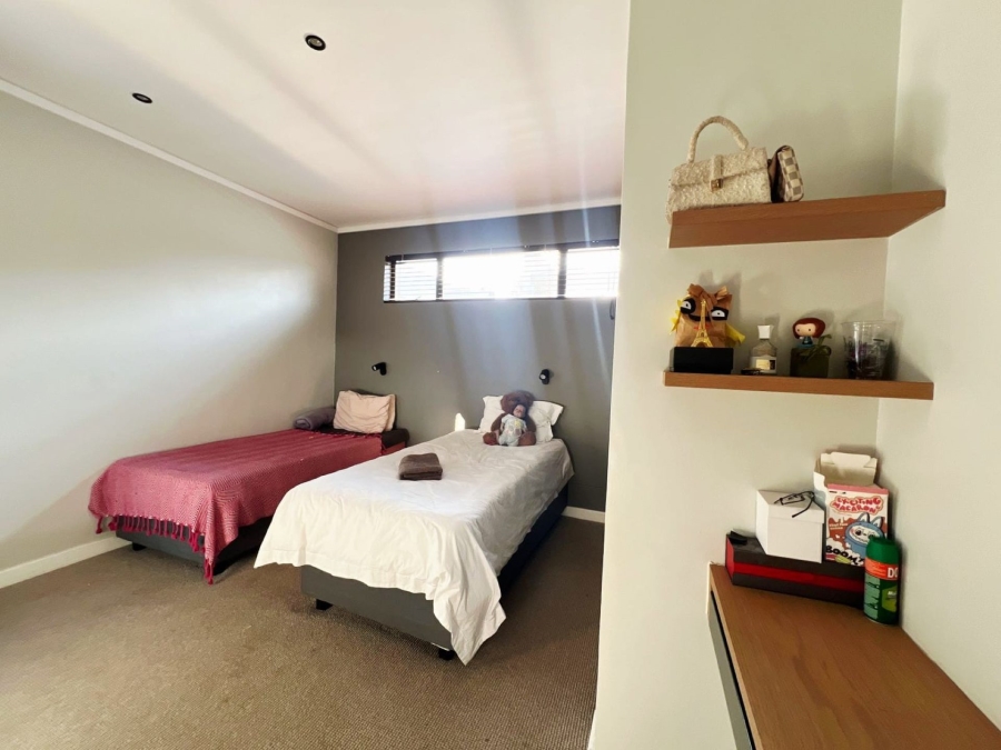 3 Bedroom Property for Sale in Waterkloof Heights Gauteng