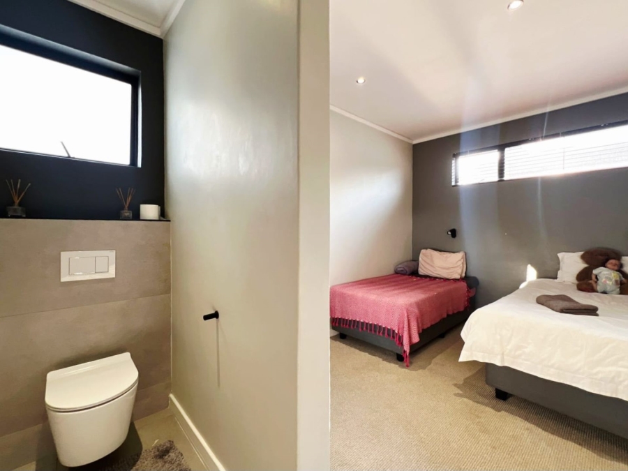 3 Bedroom Property for Sale in Waterkloof Heights Gauteng