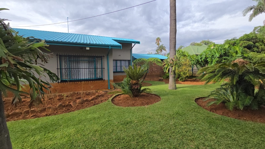 4 Bedroom Property for Sale in Pretoria North Gauteng