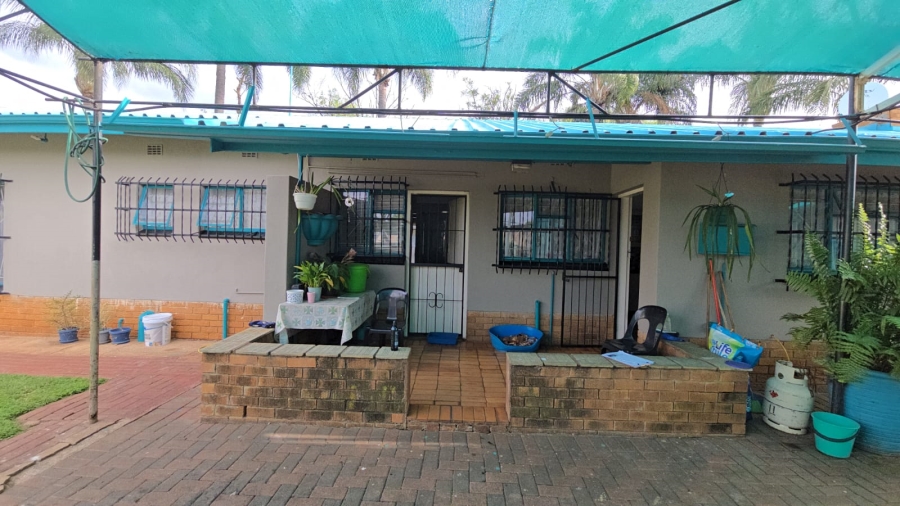 4 Bedroom Property for Sale in Pretoria North Gauteng