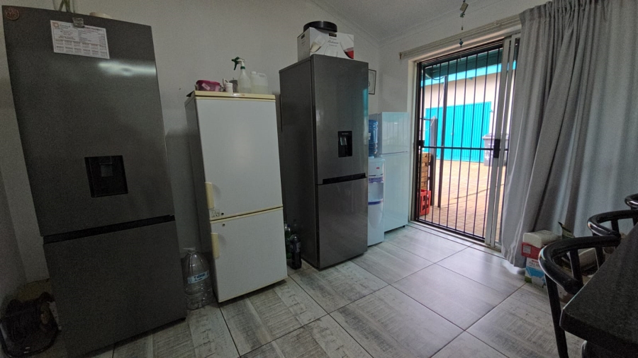 4 Bedroom Property for Sale in Pretoria North Gauteng