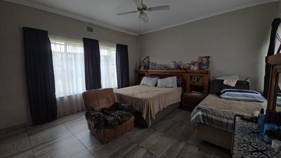 4 Bedroom Property for Sale in Pretoria North Gauteng