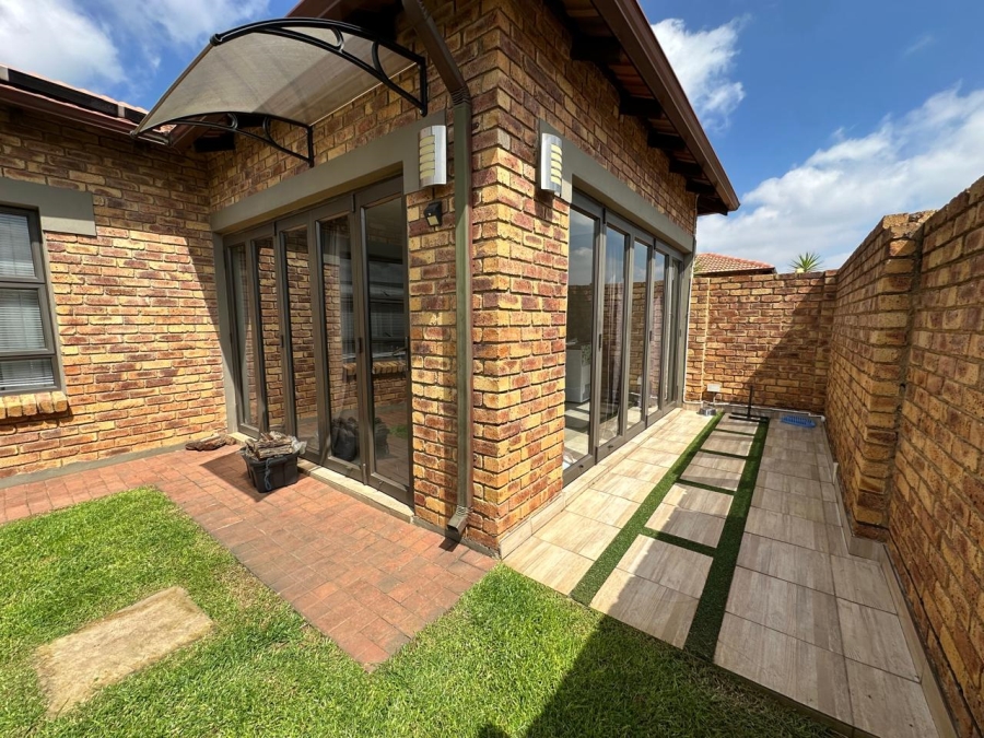 To Let 3 Bedroom Property for Rent in Jansenpark Gauteng