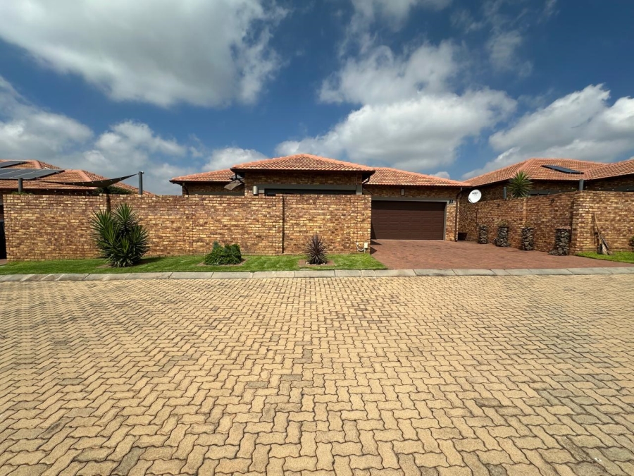 To Let 3 Bedroom Property for Rent in Jansenpark Gauteng