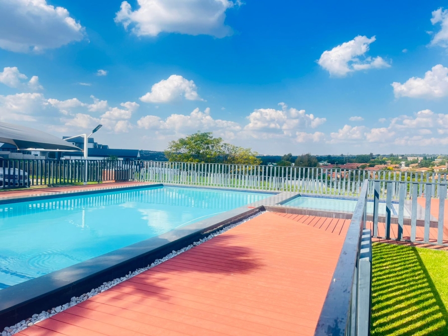 To Let 1 Bedroom Property for Rent in Noordhang Gauteng