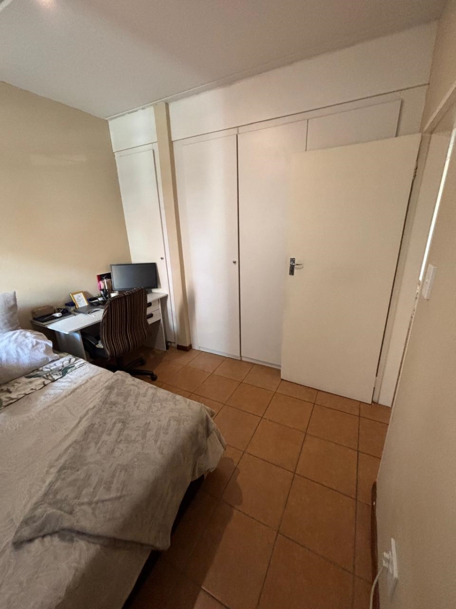 1 Bedroom Property for Sale in Grand Central Gauteng