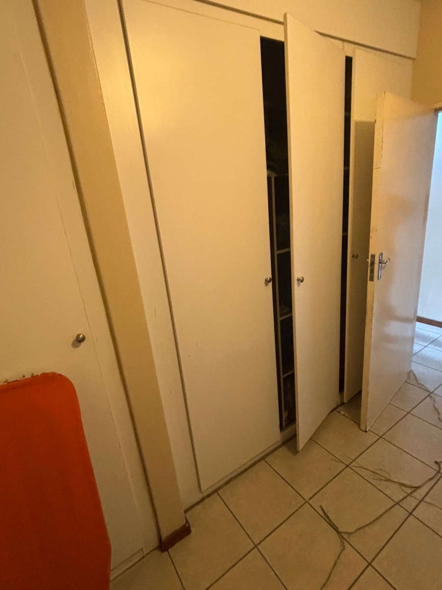 1 Bedroom Property for Sale in Grand Central Gauteng