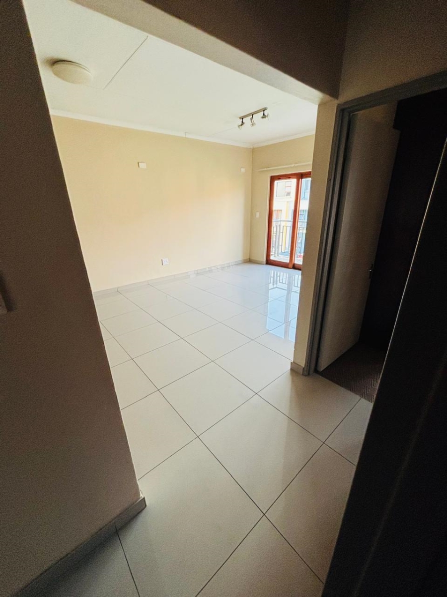 2 Bedroom Property for Sale in Midridge Park Gauteng