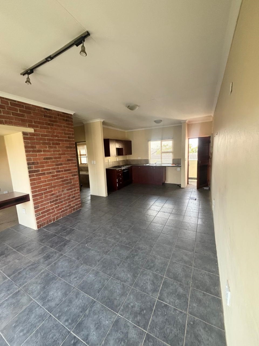 1 Bedroom Property for Sale in Midridge Park Gauteng