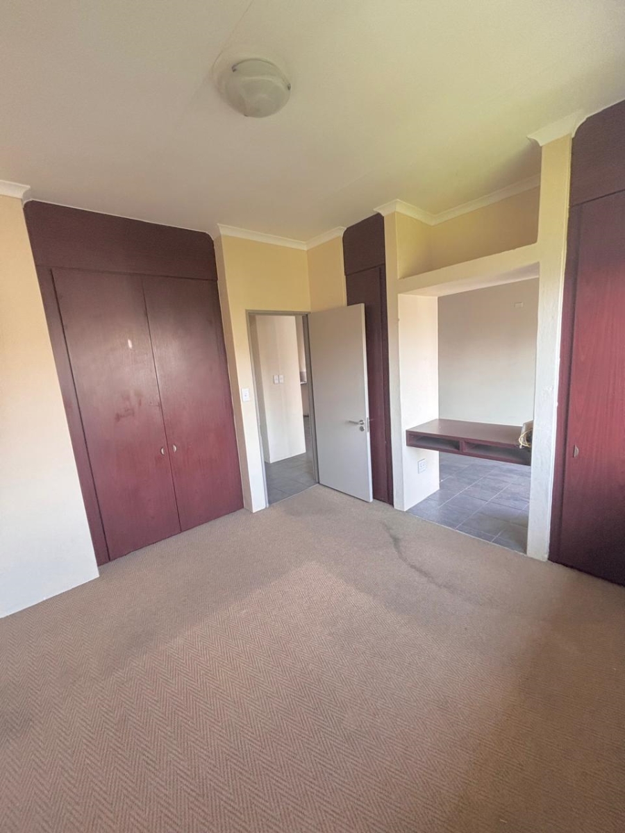 1 Bedroom Property for Sale in Midridge Park Gauteng