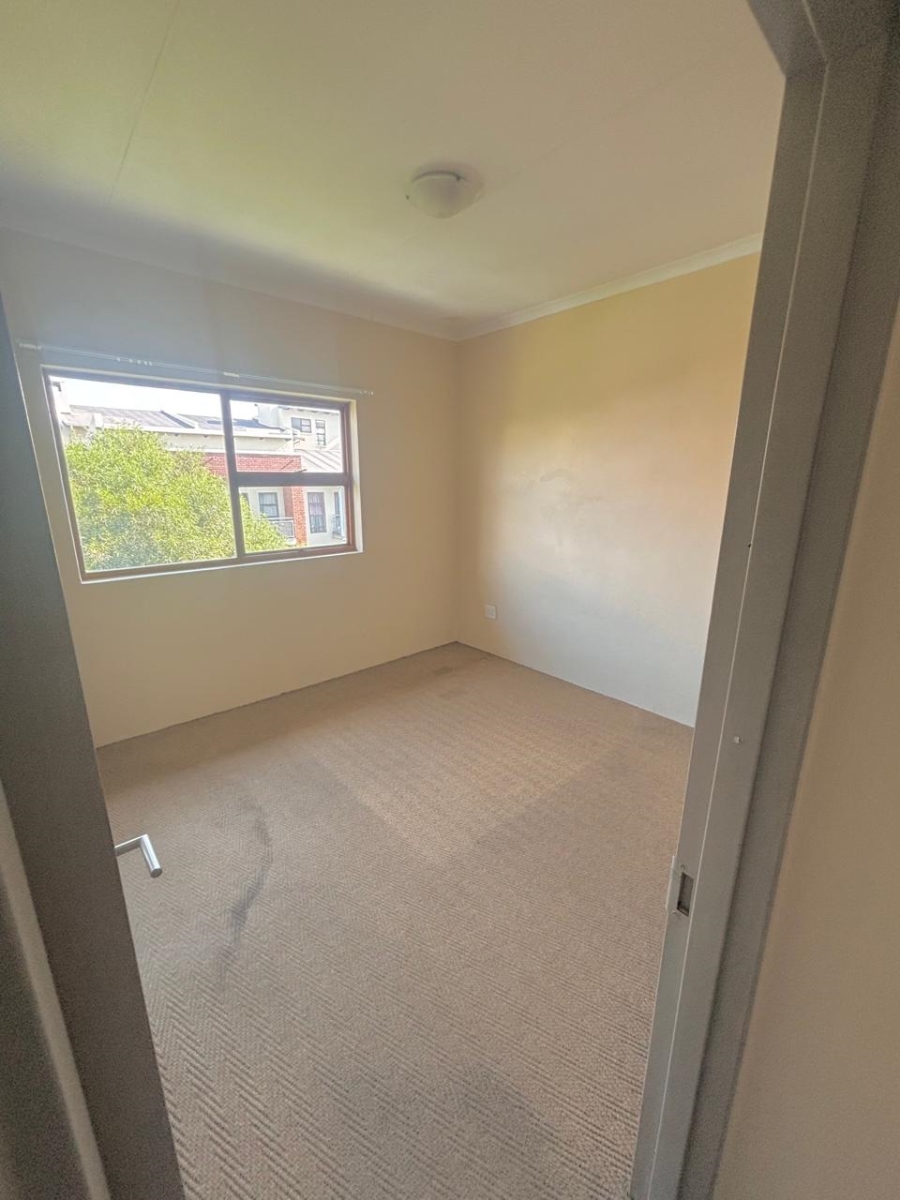 1 Bedroom Property for Sale in Midridge Park Gauteng
