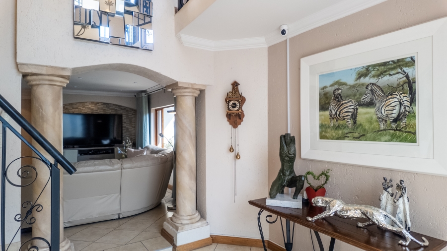 3 Bedroom Property for Sale in Lakefield Gauteng