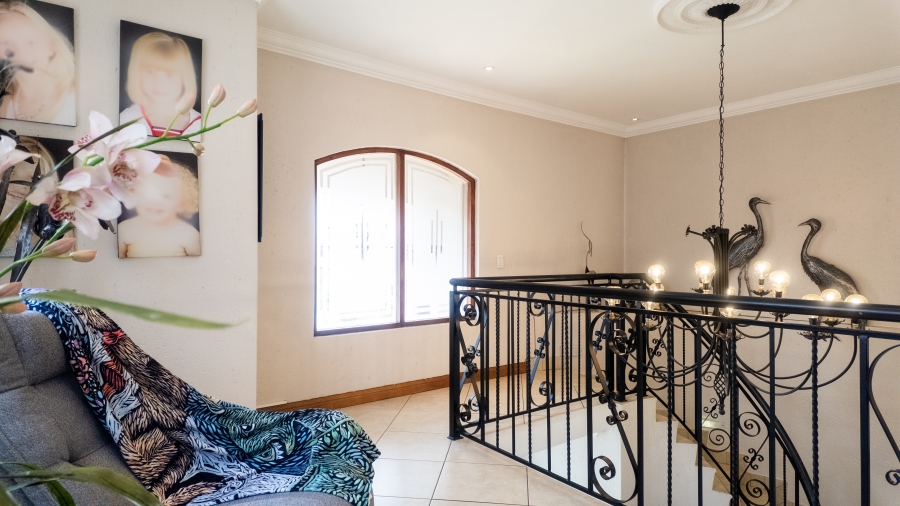 3 Bedroom Property for Sale in Lakefield Gauteng