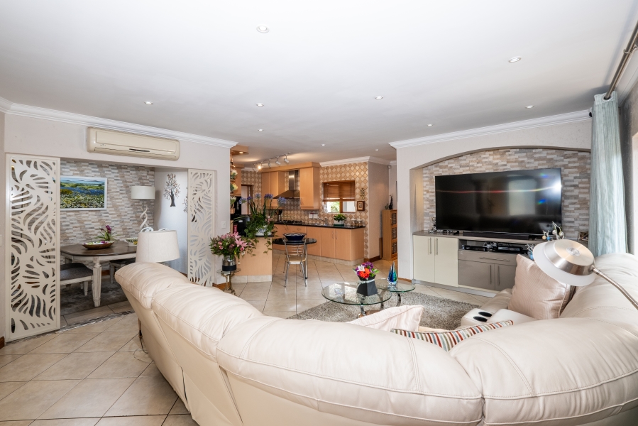 3 Bedroom Property for Sale in Lakefield Gauteng