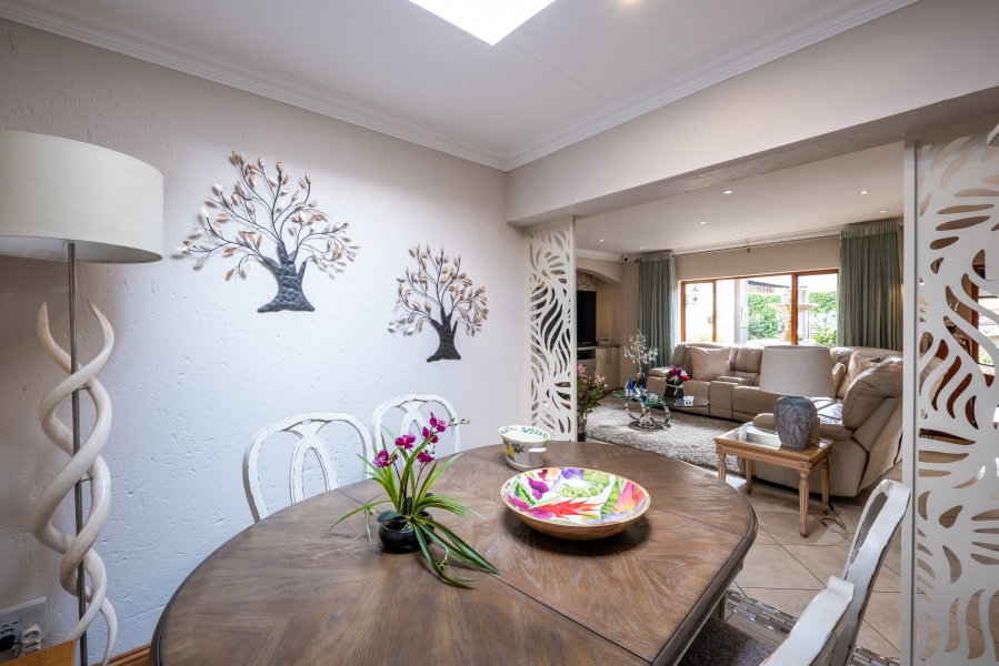 3 Bedroom Property for Sale in Lakefield Gauteng