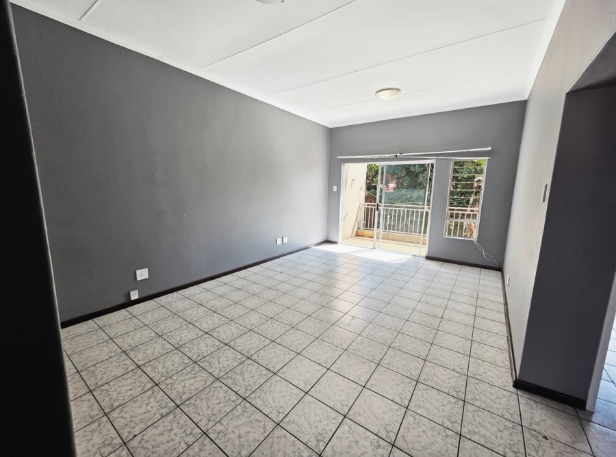 To Let 2 Bedroom Property for Rent in Buccleuch Gauteng