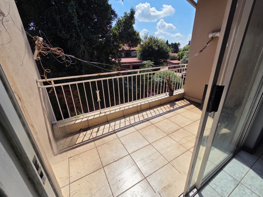 To Let 2 Bedroom Property for Rent in Buccleuch Gauteng