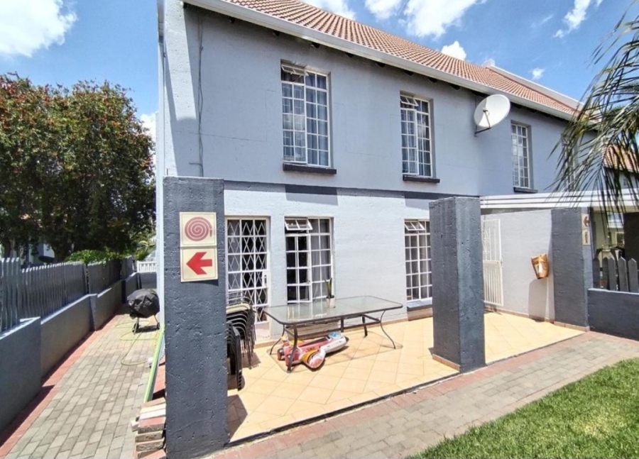 3 Bedroom Property for Sale in Eden Glen Gauteng