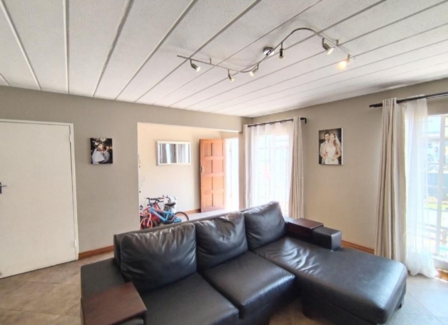 3 Bedroom Property for Sale in Eden Glen Gauteng