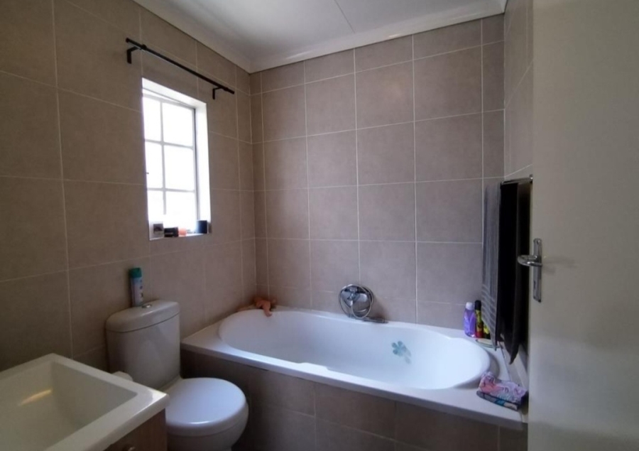 3 Bedroom Property for Sale in Eden Glen Gauteng