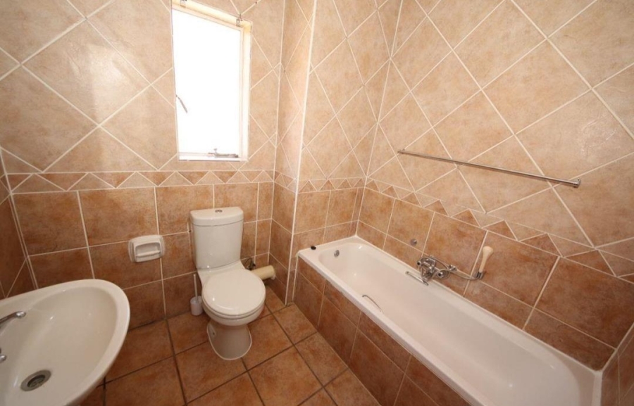2 Bedroom Property for Sale in Eden Glen Gauteng