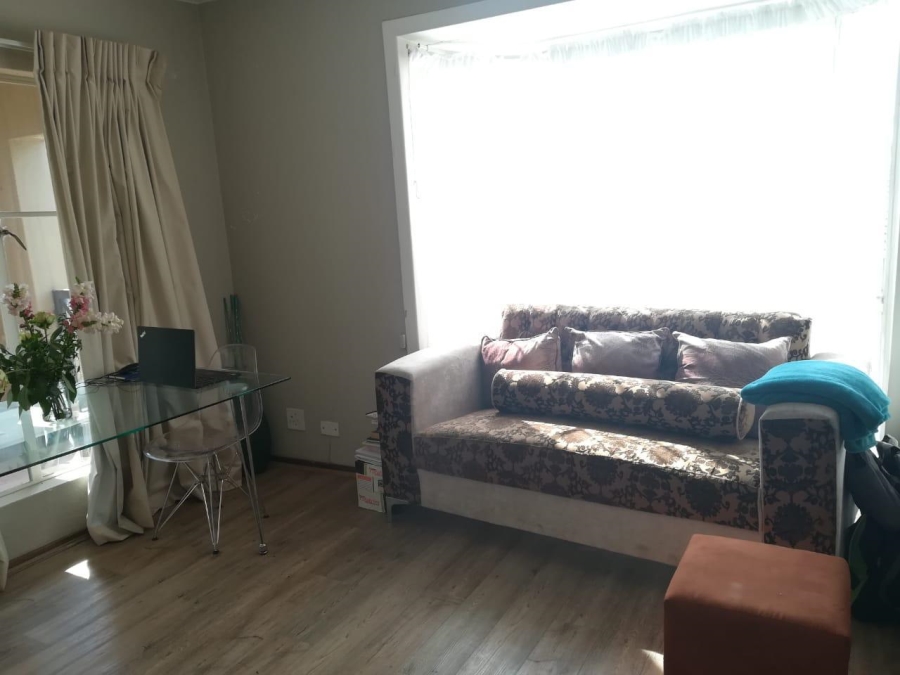 To Let 1 Bedroom Property for Rent in Melville Gauteng