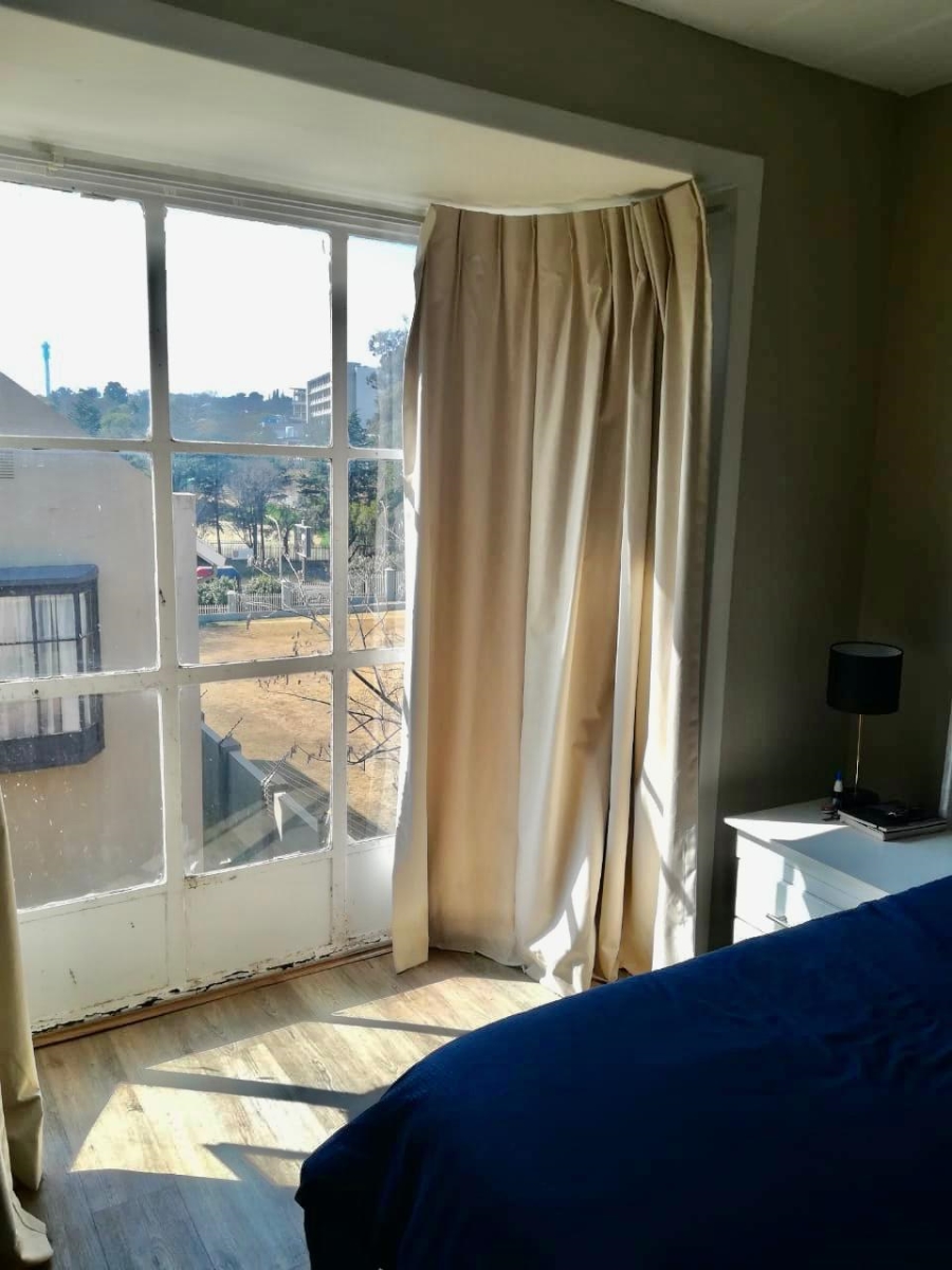 To Let 1 Bedroom Property for Rent in Melville Gauteng