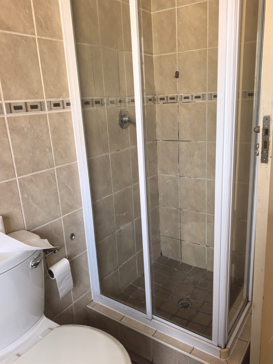 To Let 2 Bedroom Property for Rent in Noordwyk Gauteng