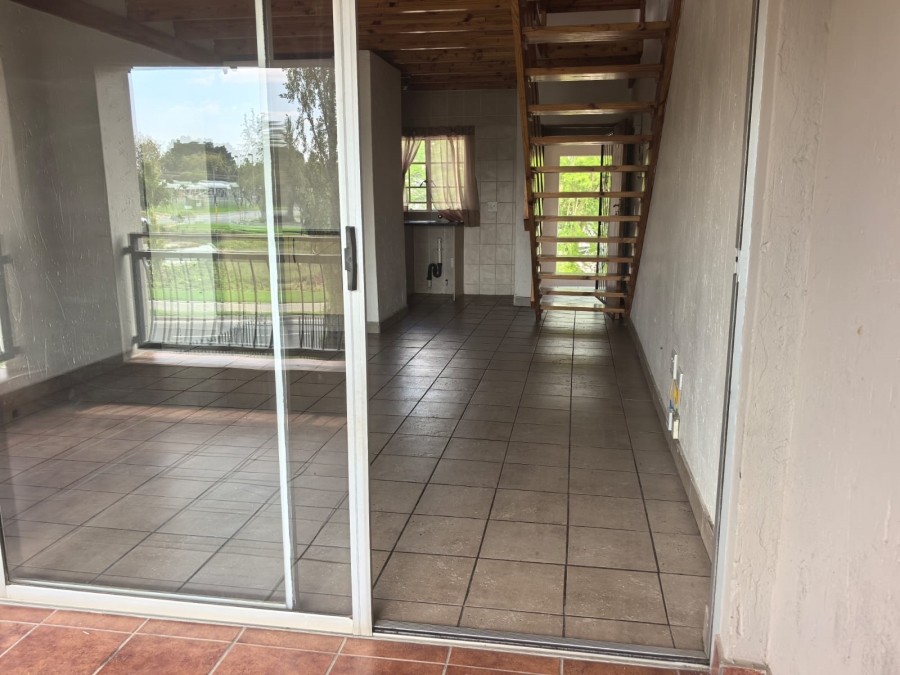 To Let 2 Bedroom Property for Rent in Noordwyk Gauteng