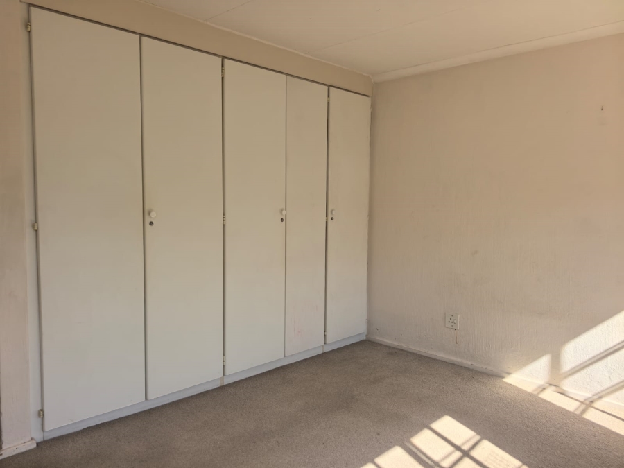 To Let 2 Bedroom Property for Rent in Halfway Gardens Gauteng