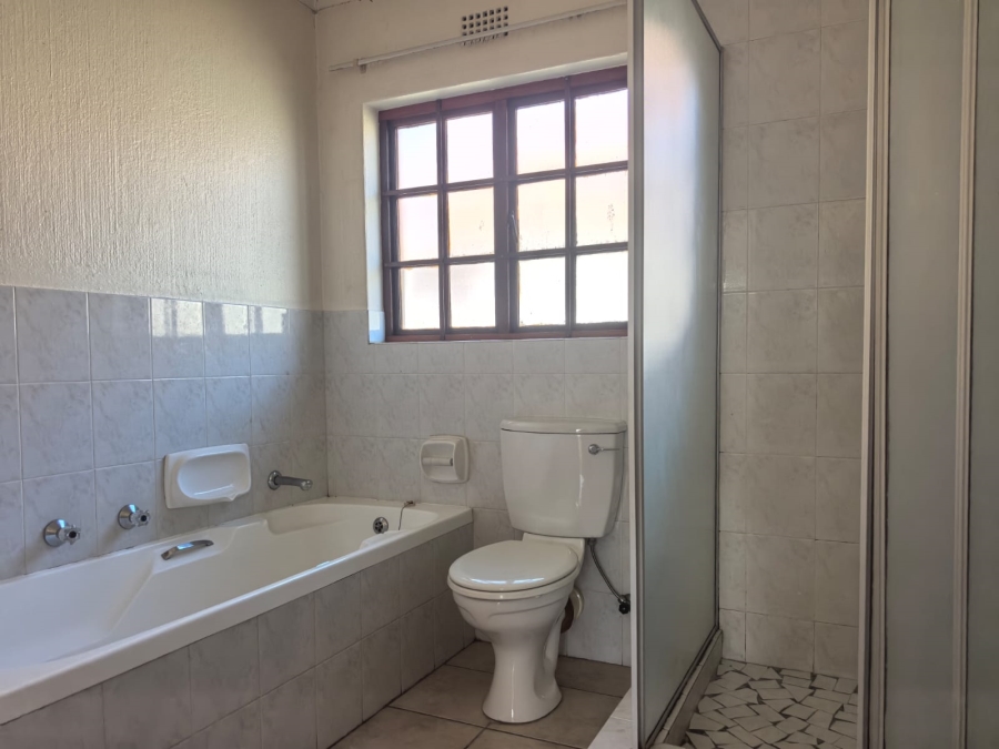 To Let 2 Bedroom Property for Rent in Halfway Gardens Gauteng