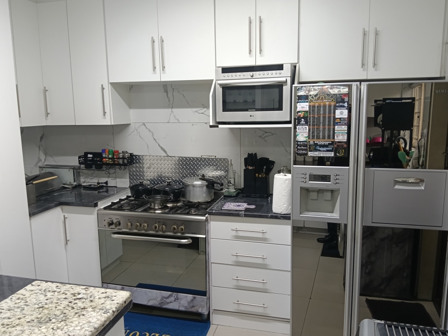 To Let 3 Bedroom Property for Rent in Rynsoord Gauteng