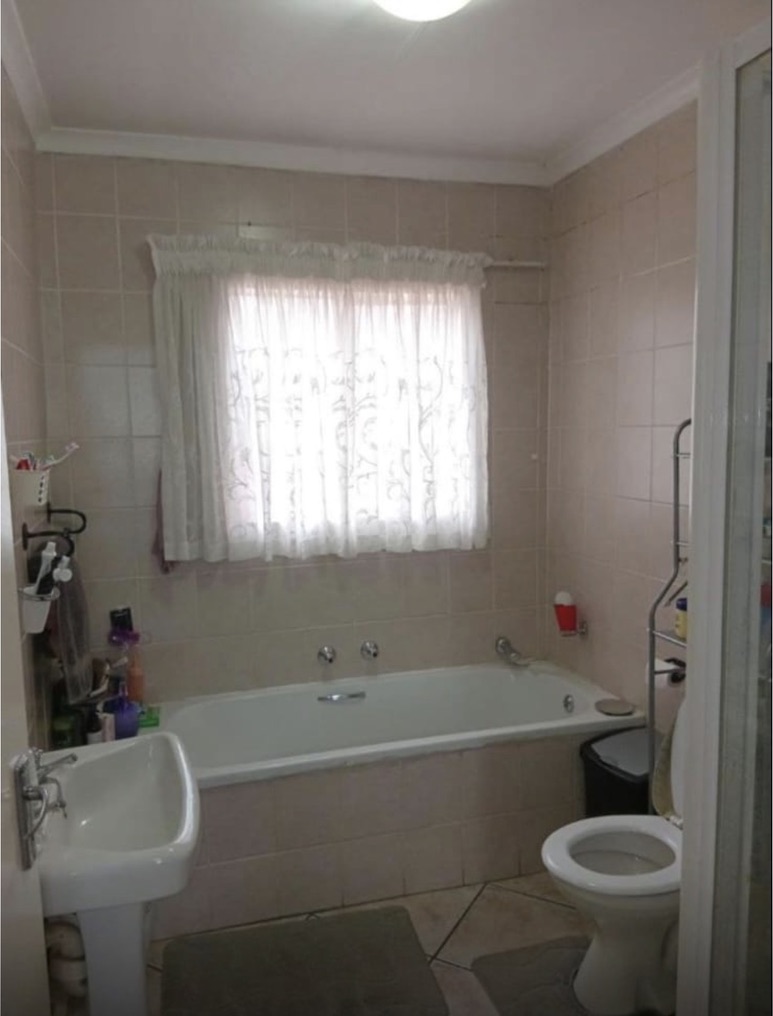3 Bedroom Property for Sale in Elandspark Gauteng