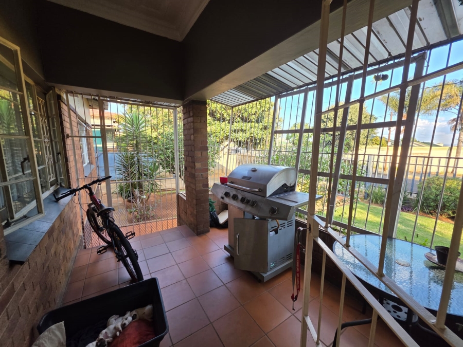 To Let 3 Bedroom Property for Rent in Primrose Gauteng