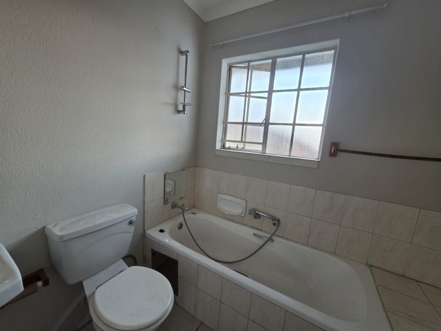 2 Bedroom Property for Sale in Beyers Park Gauteng