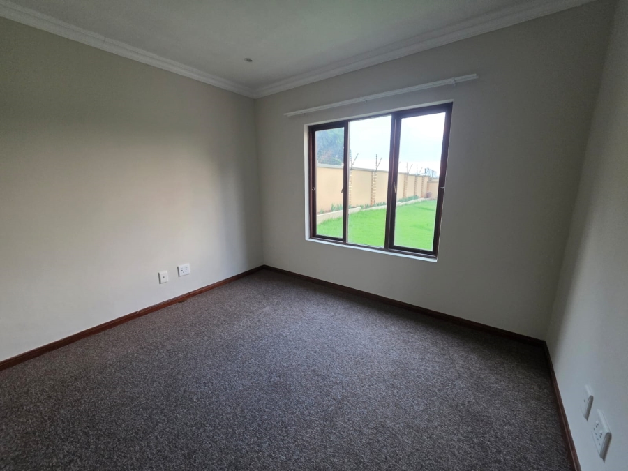 3 Bedroom Property for Sale in Dayanglen Gauteng