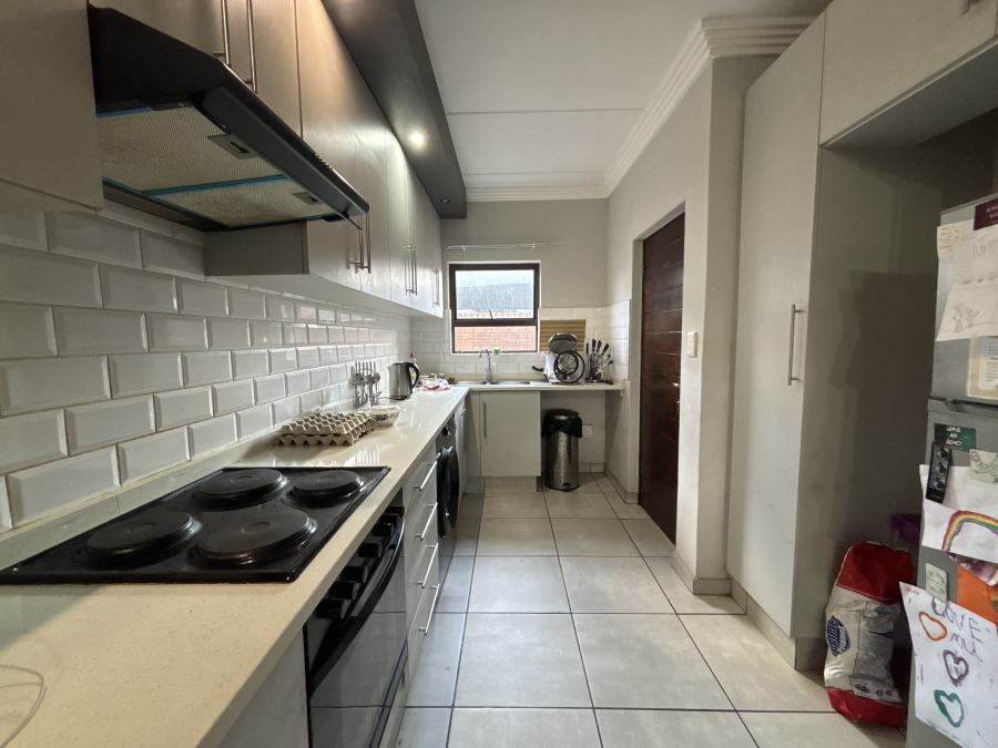 2 Bedroom Property for Sale in Jansenpark Gauteng
