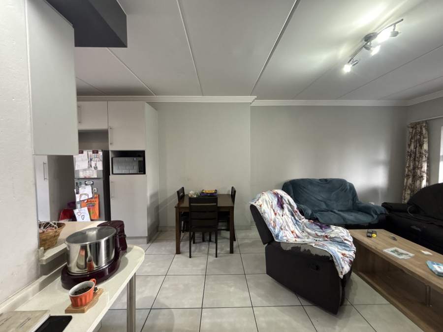 2 Bedroom Property for Sale in Jansenpark Gauteng
