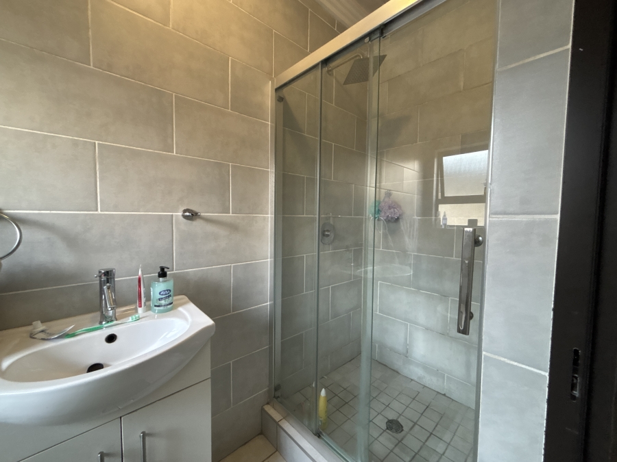 2 Bedroom Property for Sale in Jansenpark Gauteng