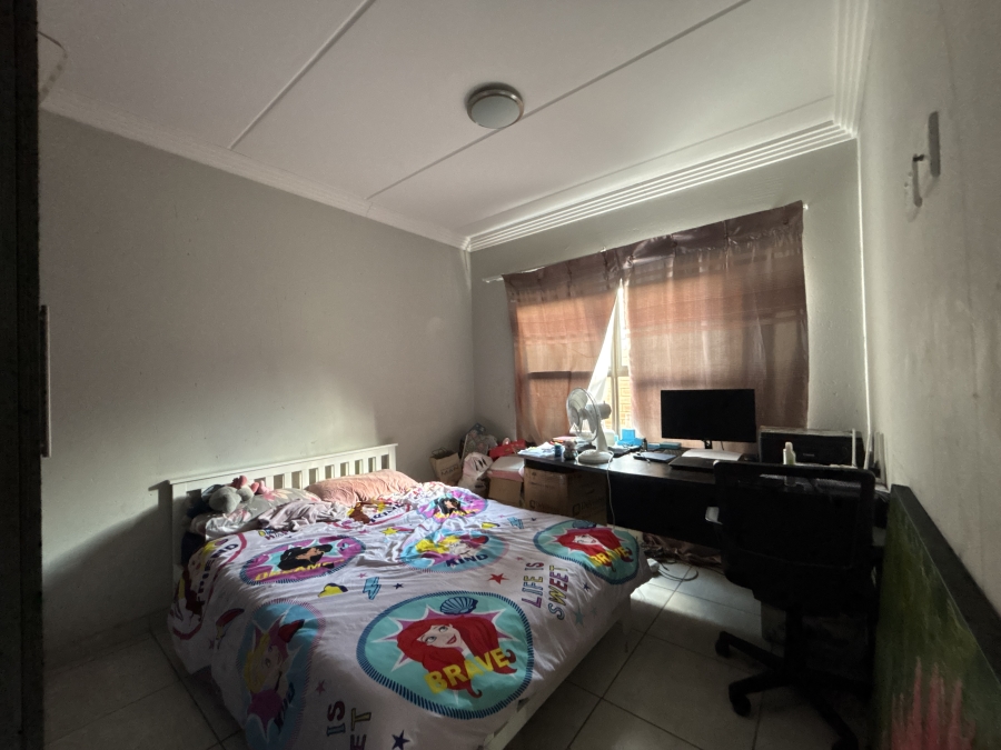 2 Bedroom Property for Sale in Jansenpark Gauteng