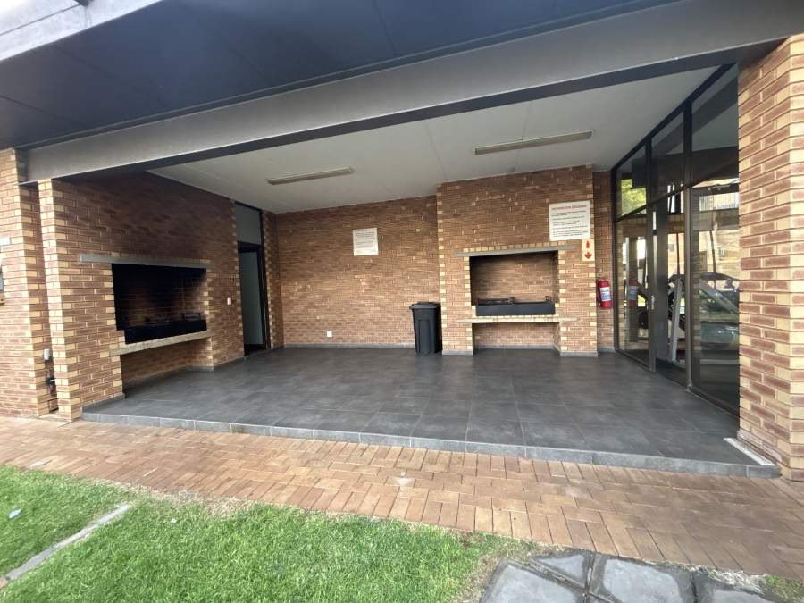 2 Bedroom Property for Sale in Jansenpark Gauteng
