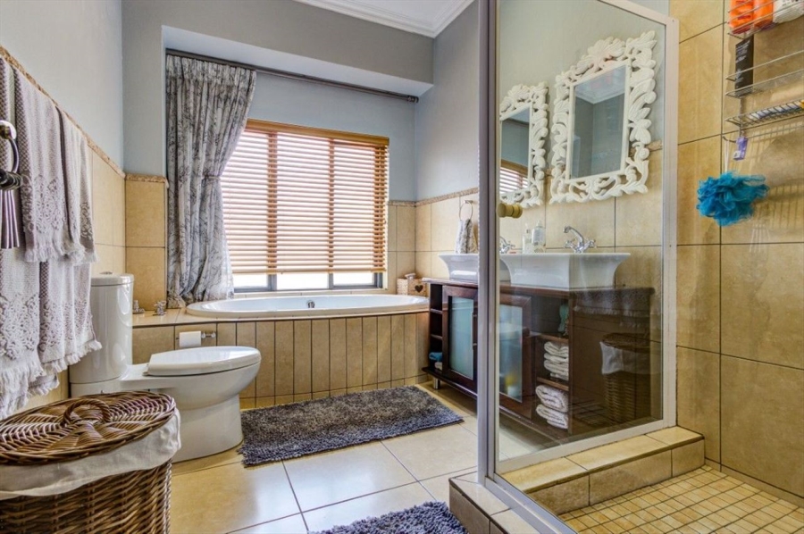 4 Bedroom Property for Sale in Sunward Park Gauteng