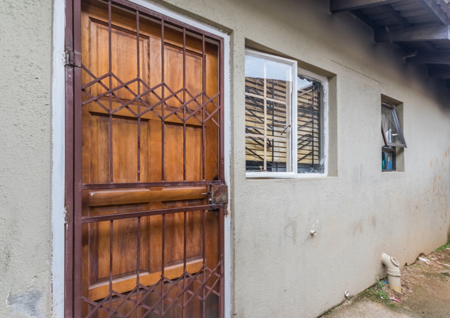 8 Bedroom Property for Sale in Cosmo City Gauteng