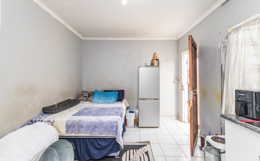 8 Bedroom Property for Sale in Cosmo City Gauteng