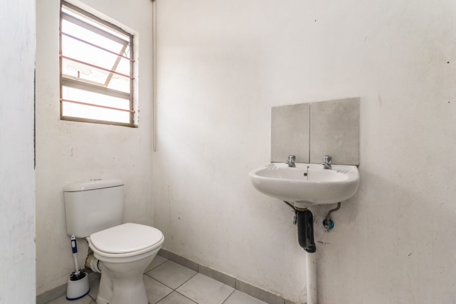 8 Bedroom Property for Sale in Cosmo City Gauteng