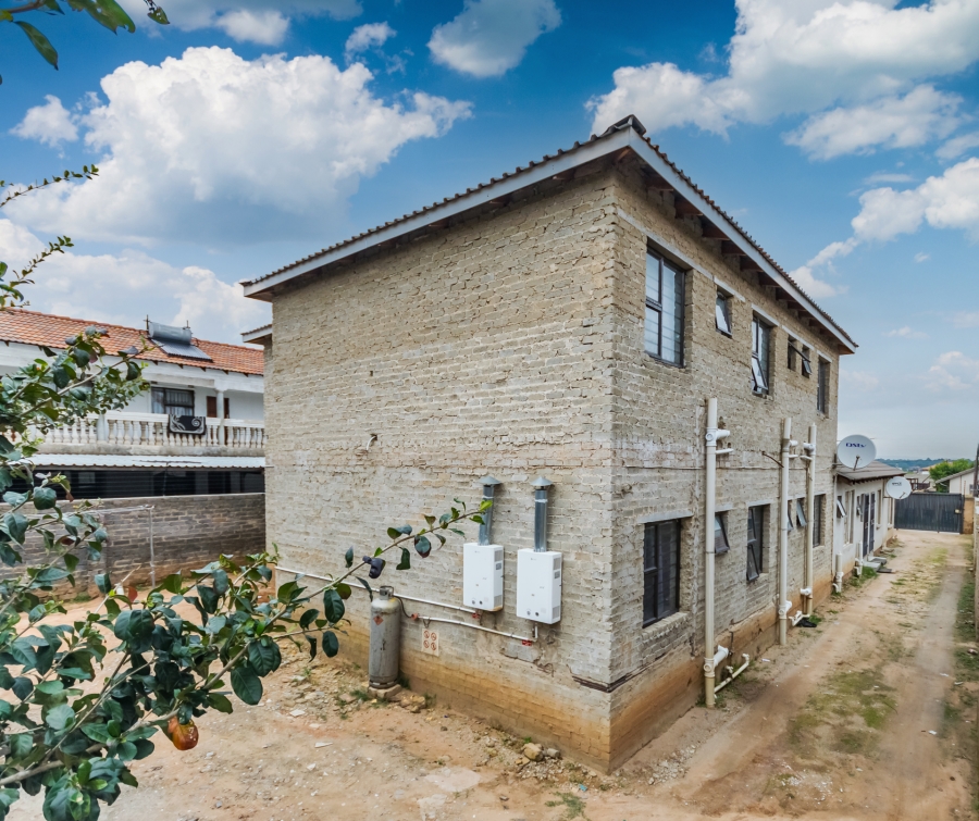 12 Bedroom Property for Sale in Cosmo City Gauteng