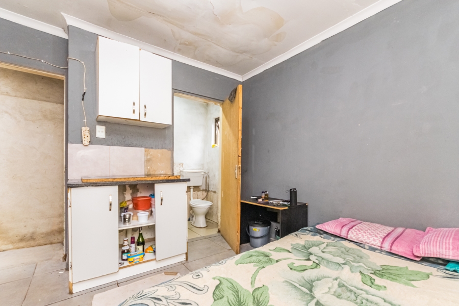 12 Bedroom Property for Sale in Cosmo City Gauteng